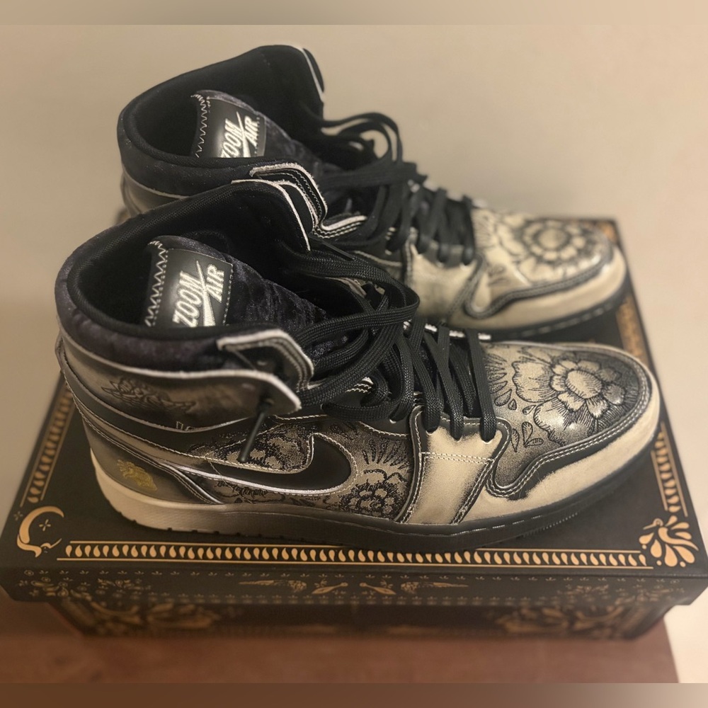 Men’s Jordan 1 *Familia*